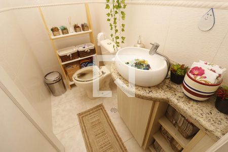 Casa à venda com 130m², 3 quartos e 2 vagasLavabo