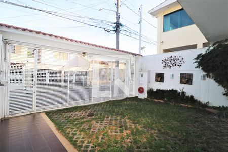Casa à venda com 130m², 3 quartos e 2 vagasGaragem