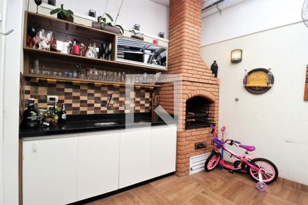 Casa à venda com 130m², 3 quartos e 2 vagasChurrasqueira