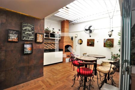 Casa à venda com 130m², 3 quartos e 2 vagasChurrasqueira