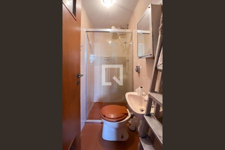 Apartamento para alugar com 200m², 3 quartos e 3 vagas Apartamento para alugar com 200m², 3 quartos e 3 vagasBanheiro de Serviço