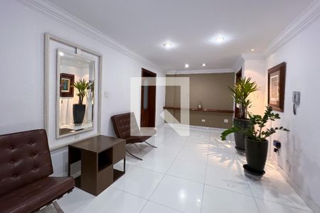 Apartamento para alugar com 200m², 3 quartos e 3 vagas Apartamento para alugar com 200m², 3 quartos e 3 vagasHall