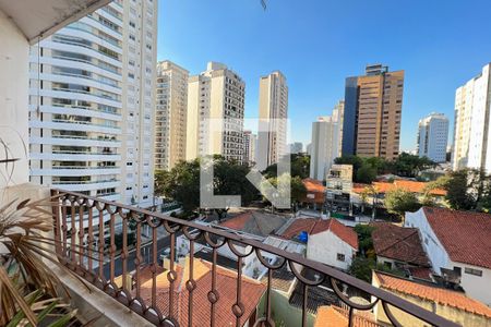 Vista de apartamento para alugar com 3 quartos, 200m² em Indianópolis, São Paulo