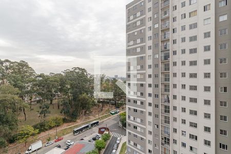Vista da Sala de apartamento para alugar com 2 quartos, 37m² em Jardim Santa Emília, São Paulo