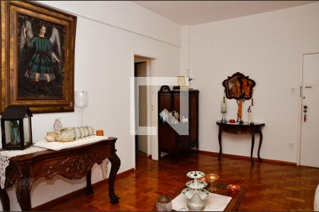 Sala de apartamento à venda com 3 quartos, 130m² em Carmo, Belo Horizonte