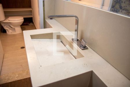 Casa à venda com 610m², 4 quartos e 8 vagasSalão 