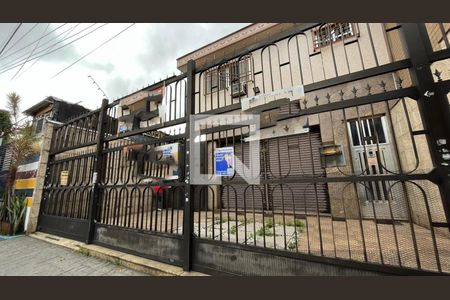 Casa à venda com 610m², 4 quartos e 8 vagasFachada