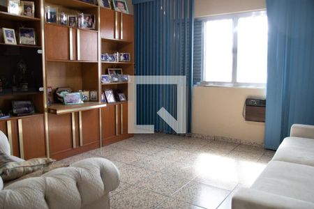 Casa à venda com 610m², 4 quartos e 8 vagasQuarto 2