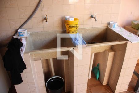 Casa à venda com 300m², 3 quartos e 2 vagasLavanderia