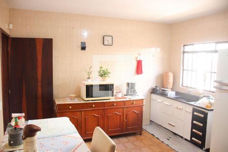 Casa à venda com 300m², 3 quartos e 2 vagasCozinha