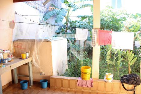 Casa à venda com 300m², 3 quartos e 2 vagasLavanderia