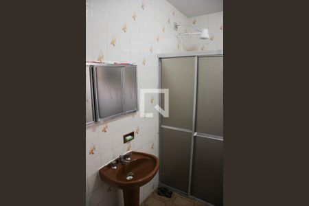 Casa à venda com 300m², 3 quartos e 2 vagasBanheiro