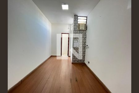 Sala de apartamento para alugar com 3 quartos, 70m² em Jardim do Trevo, Campinas
