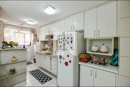 Apartamento à venda com 115m², 3 quartos e 2 vagasCozinha
