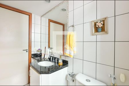 Apartamento à venda com 115m², 3 quartos e 2 vagasBanheiro