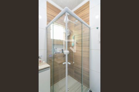 Casa à venda com 200m², 4 quartos e 2 vagas Casa à venda com 200m², 4 quartos e 2 vagasBanheiro