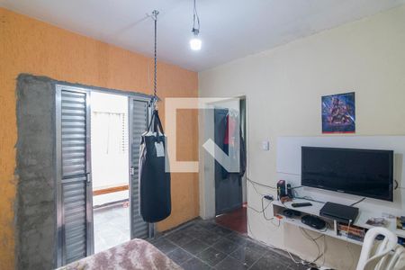 Casa à venda com 200m², 4 quartos e 2 vagas Casa à venda com 200m², 4 quartos e 2 vagasQuarto Edícula