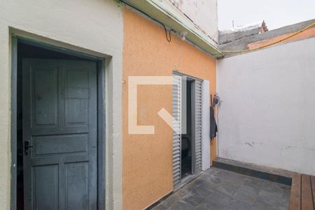 Casa à venda com 200m², 4 quartos e 2 vagas Casa à venda com 200m², 4 quartos e 2 vagasQuintal