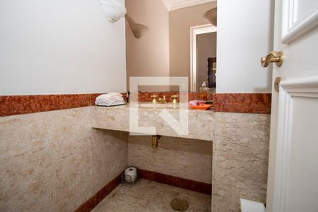 Apartamento à venda com 210m², 4 quartos e 4 vagasLavabo