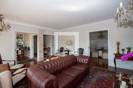 Apartamento à venda com 210m², 4 quartos e 4 vagasSala