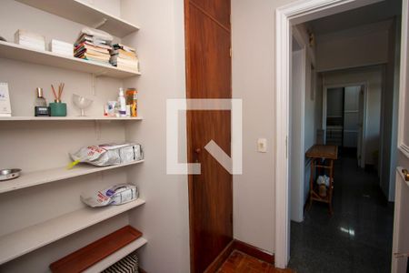 Apartamento à venda com 210m², 4 quartos e 4 vagasQuarto de Serviço 2