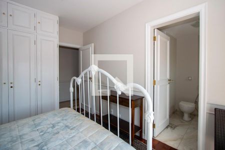 Apartamento à venda com 210m², 4 quartos e 4 vagasSuíte 3