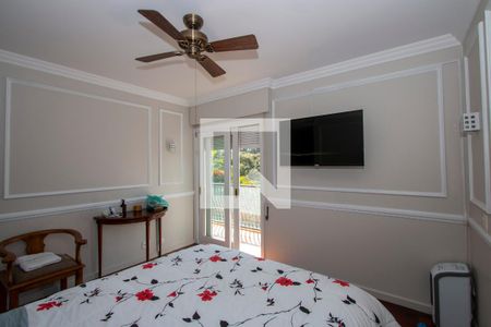 Apartamento à venda com 210m², 4 quartos e 4 vagasSuíte 4