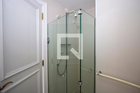 Apartamento à venda com 210m², 4 quartos e 4 vagasBanheiro da Suíte 1