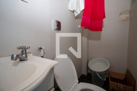 Apartamento à venda com 210m², 4 quartos e 4 vagasBanheiro de Serviço