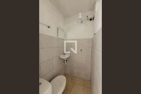 Banheiro de kitnet/studio para alugar com 1 quarto, 19m² em Cambuci, São Paulo