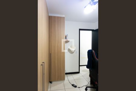 Apartamento à venda com 97m², 3 quartos e 2 vagasQuarto 2