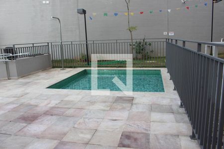 Apartamento à venda com 34m², 1 quarto e sem vagaÁrea comum - Piscina