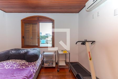 Apartamento à venda com 156m², 4 quartos e 3 vagasQuarto 2