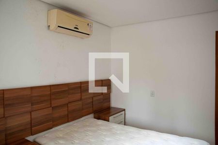 Casa de condomínio para alugar com 555m², 3 quartos e 6 vagas Casa de condomínio para alugar com 555m², 3 quartos e 6 vagasSuíte 3