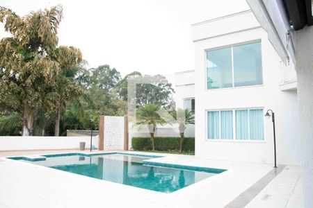 Casa de condomínio para alugar com 555m², 3 quartos e 6 vagas Casa de condomínio para alugar com 555m², 3 quartos e 6 vagasPiscina