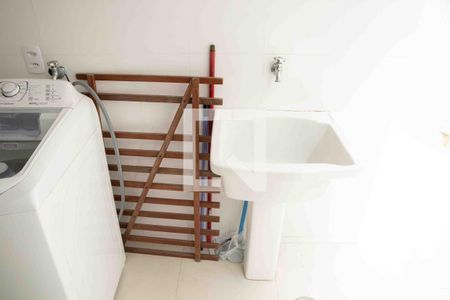 Casa de condomínio para alugar com 555m², 3 quartos e 6 vagas Casa de condomínio para alugar com 555m², 3 quartos e 6 vagasÁrea de Serviço