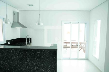 Casa de condomínio para alugar com 555m², 3 quartos e 6 vagas Casa de condomínio para alugar com 555m², 3 quartos e 6 vagasCozinha
