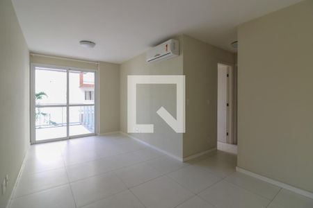 Sala de apartamento para alugar com 2 quartos, 72m² em Vargem Grande, Rio de Janeiro