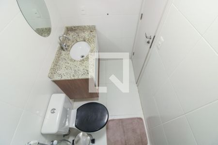 Apartamento para alugar com 72m², 2 quartos e 1 vaga Apartamento para alugar com 72m², 2 quartos e 1 vagaBanheiro da Suíte