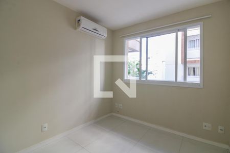 Apartamento para alugar com 72m², 2 quartos e 1 vaga Apartamento para alugar com 72m², 2 quartos e 1 vagaQuarto
