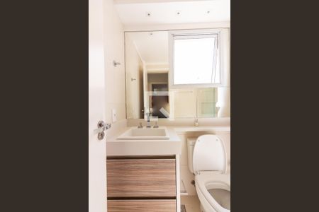 Banheiro da Suíte de apartamento para alugar com 2 quartos, 63m² em Vila Osasco, Osasco