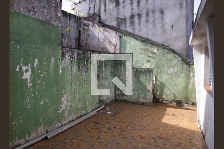 Casa à venda com 230m², 2 quartos e 1 vagaQuintal