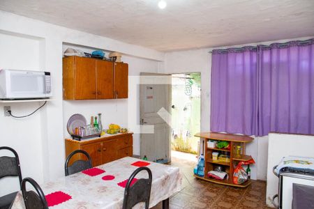 Casa à venda com 230m², 2 quartos e 1 vagaCozinha