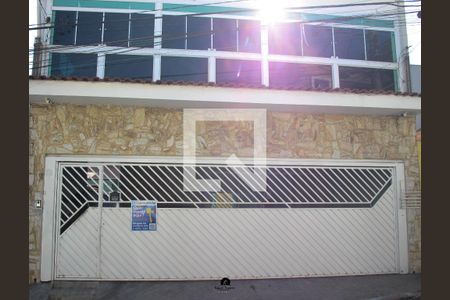 Casa para alugar com 75m², 3 quartos e 2 vagas Casa para alugar com 75m², 3 quartos e 2 vagasPortão