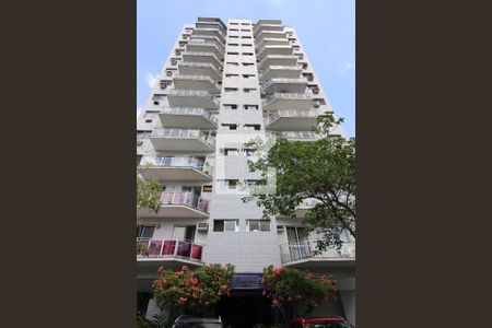 Apartamento para alugar com 73m², 2 quartos e 1 vagaFachada