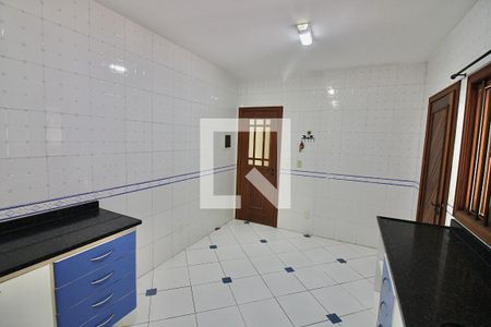 Casa de condomínio à venda com 250m², 5 quartos e 2 vagas Casa de condomínio à venda com 250m², 5 quartos e 2 vagasCozinha