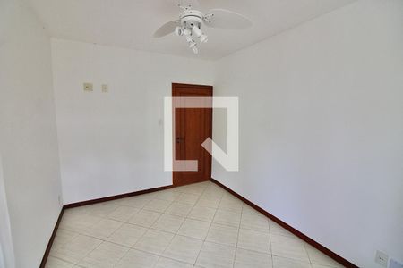 Casa de condomínio à venda com 250m², 5 quartos e 2 vagas Casa de condomínio à venda com 250m², 5 quartos e 2 vagasQuarto 1