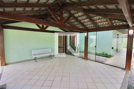 Casa de condomínio à venda com 250m², 5 quartos e 2 vagas Casa de condomínio à venda com 250m², 5 quartos e 2 vagasVaranda da Sala