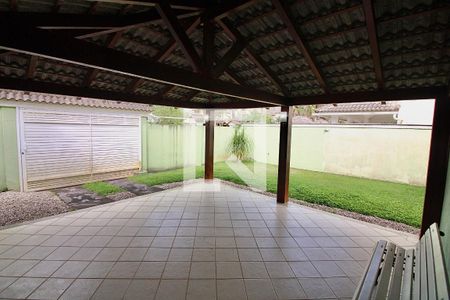 Casa de condomínio à venda com 250m², 5 quartos e 2 vagas Casa de condomínio à venda com 250m², 5 quartos e 2 vagasVaranda da Sala