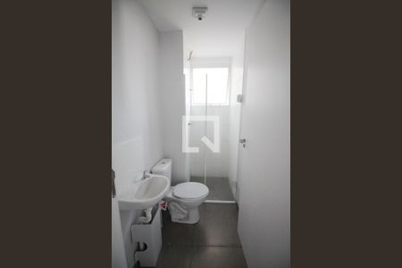 Banheiro de apartamento à venda com 1 quarto, 30m² em Vila Germinal, São Paulo